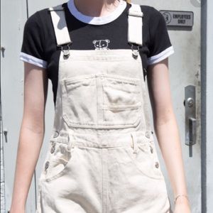 NWT | Brandy Melville Hayley Overall Shorts 🤍